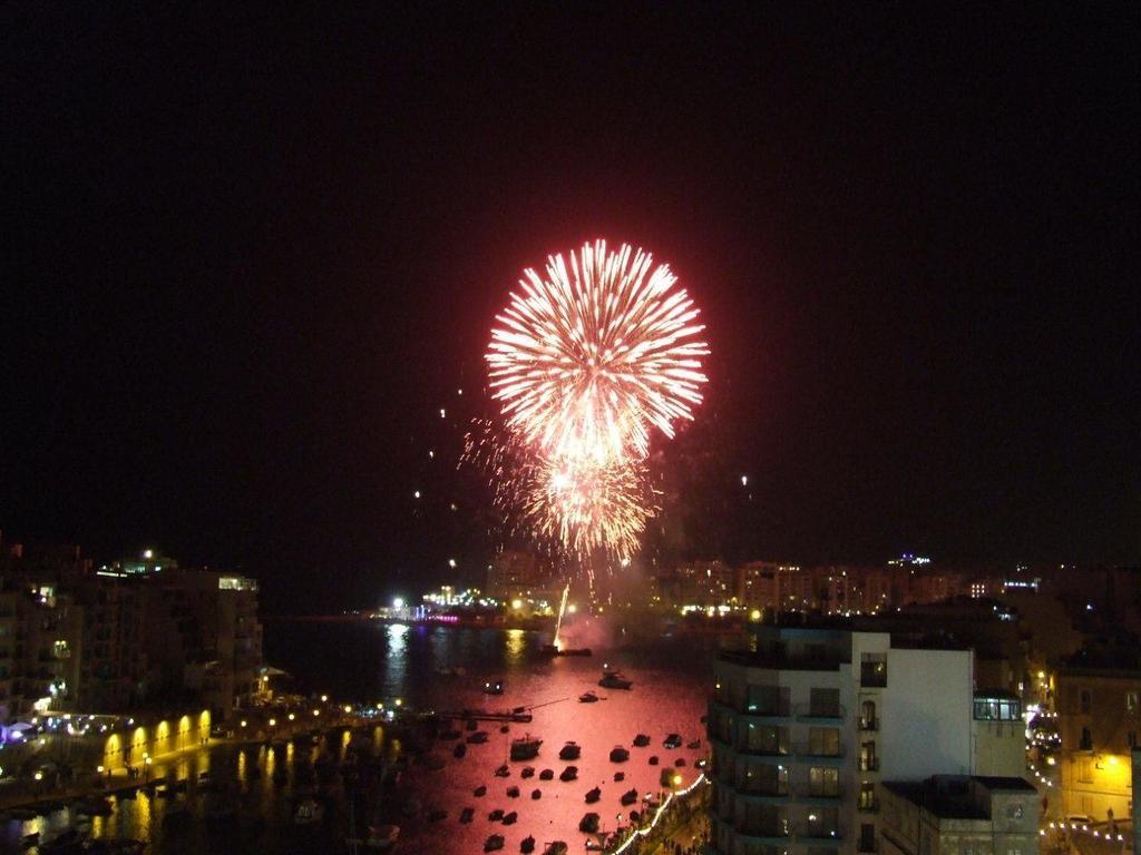 Spinola Seafront Apartment San Ġiljan Zimmer foto