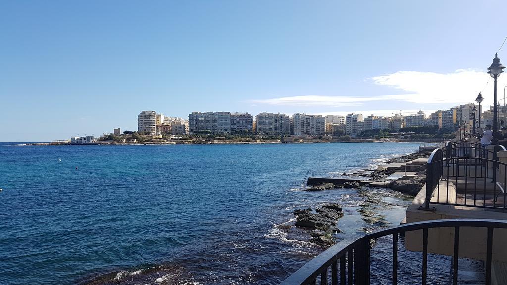 Spinola Seafront Apartment San Ġiljan Exterior foto